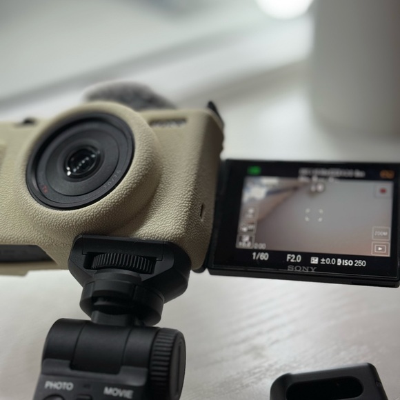 Sony zv1f - Picture 2 of 5
